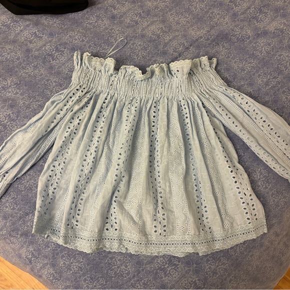 Endless rose blue lace off the shoulder top - Picture 2 of 2